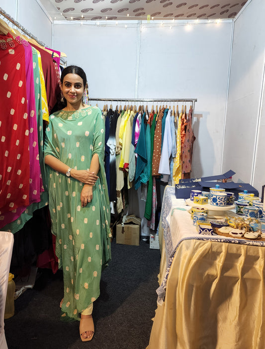 Green Bandhani Poncho