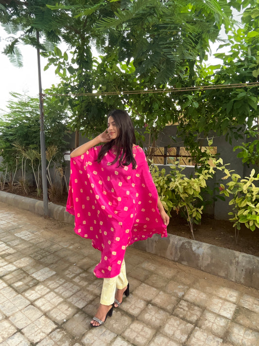 Pink Bandhani Poncho